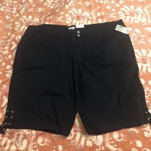 NWT mid rise Bermuda shorts with tie at hem detail